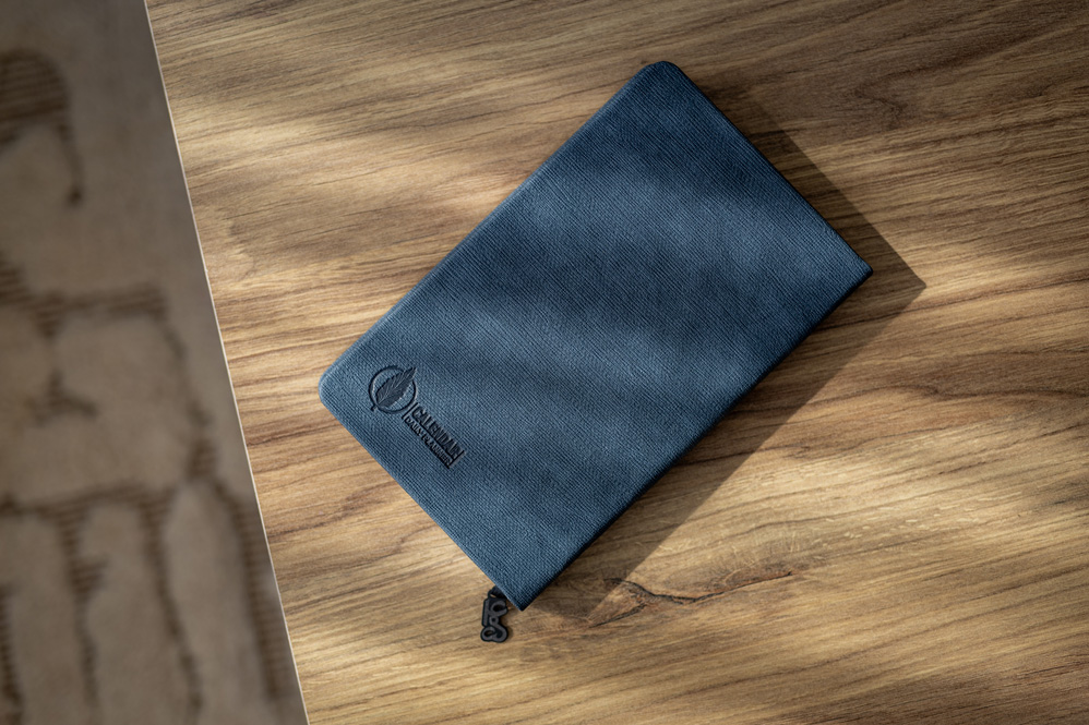 سالنامه1405 اروپایی آبی الفنت کتان