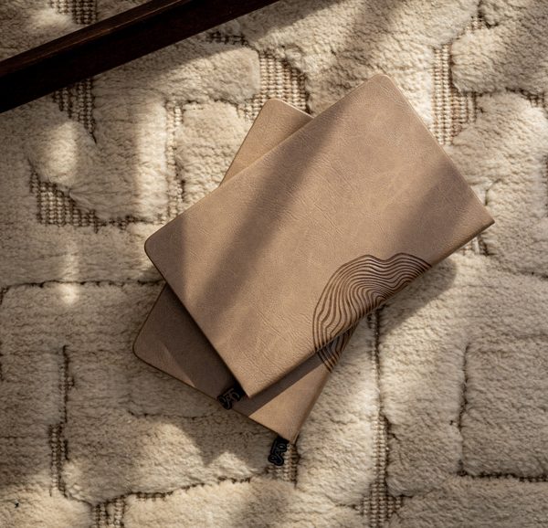 سالنامه 1405 اروپایی ترمو موج دار کافی