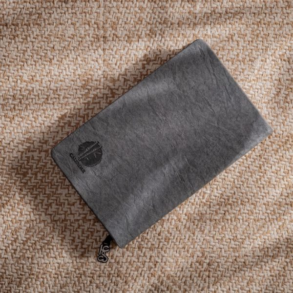 سالنامه 1405 اروپایی استون